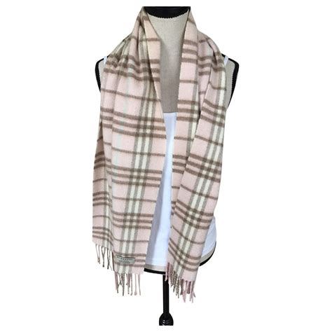 écharpe burberry femme rose|foulard burberry femme.